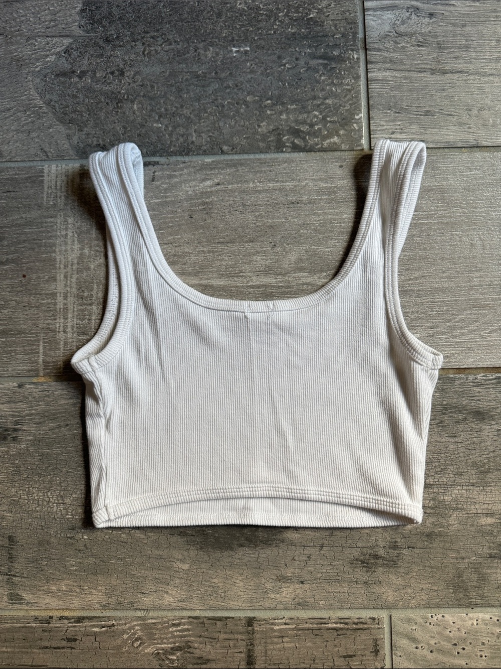 Garage Ribbed Crop Top - Picture 2 of 2